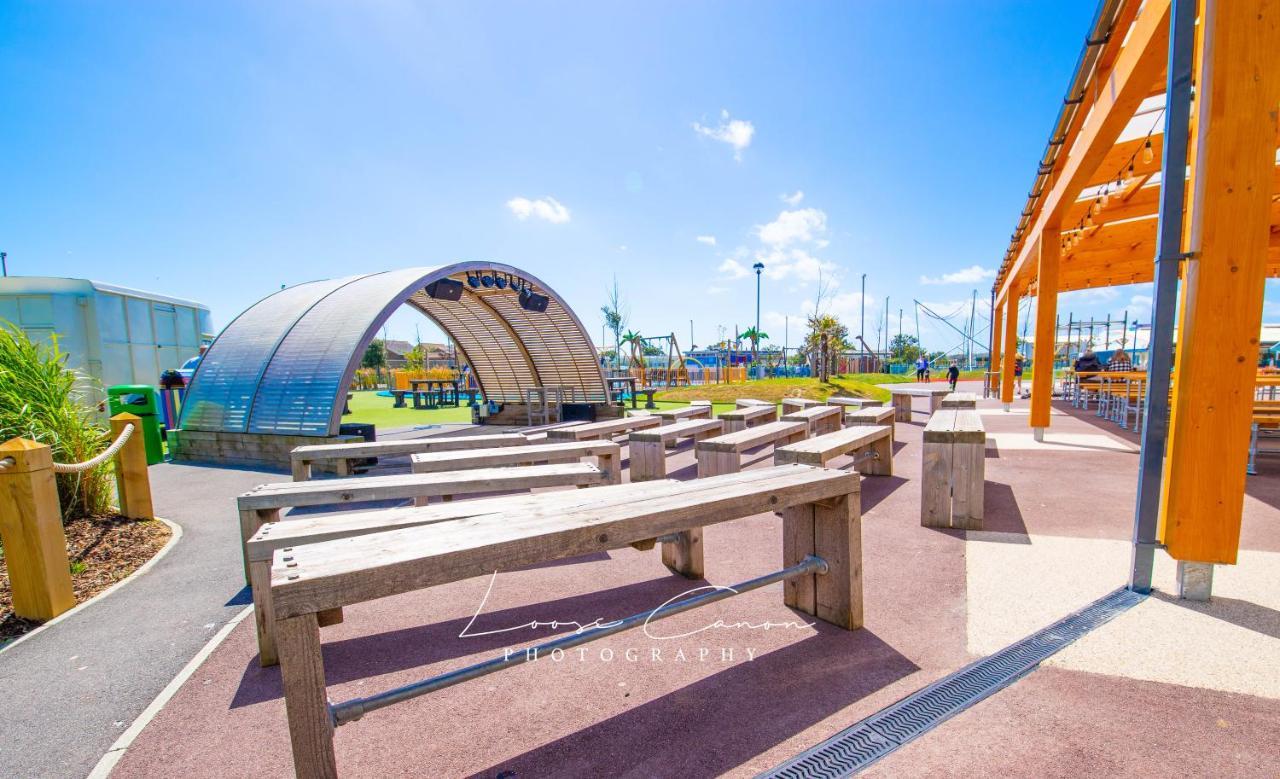 Sea 'N' Stars Platinum Plus Holiday Home With Views, Free Wifi And Netflix Camber المظهر الخارجي الصورة