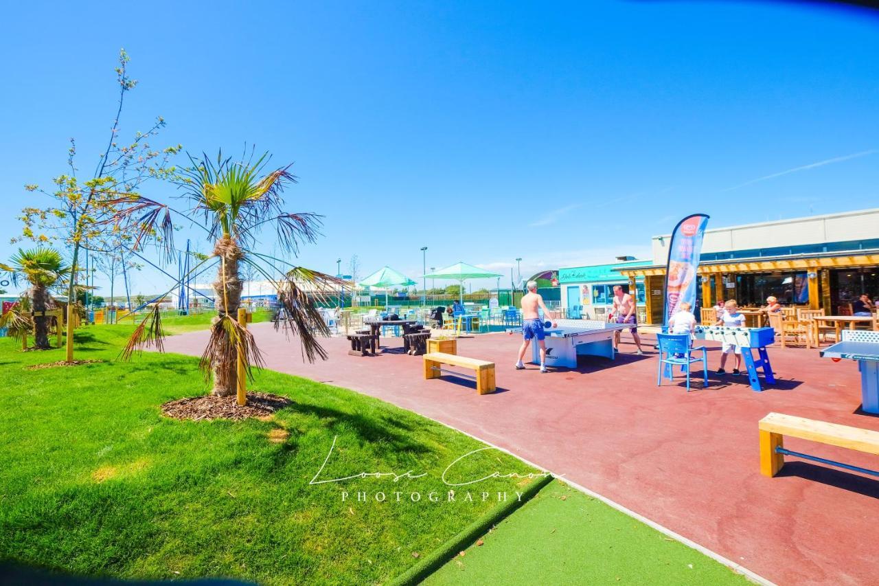 Sea 'N' Stars Platinum Plus Holiday Home With Views, Free Wifi And Netflix Camber المظهر الخارجي الصورة