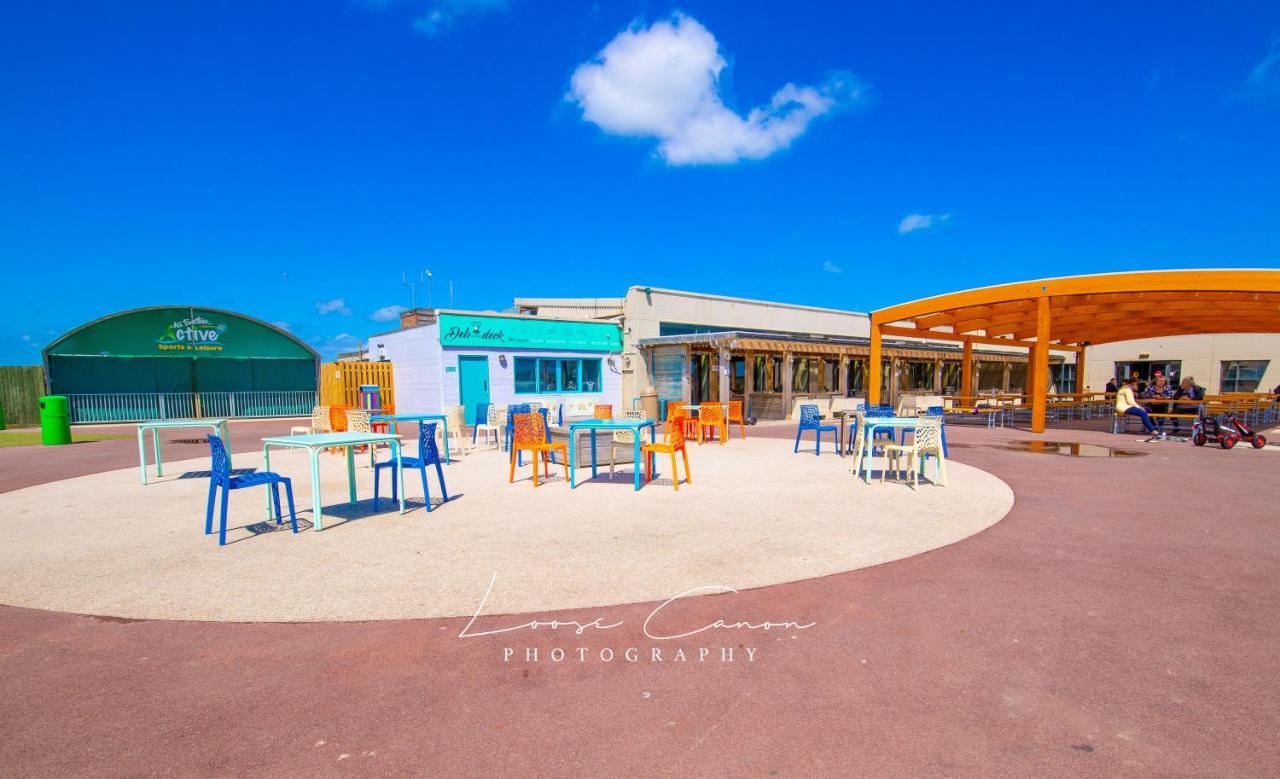 Sea 'N' Stars Platinum Plus Holiday Home With Views, Free Wifi And Netflix Camber المظهر الخارجي الصورة