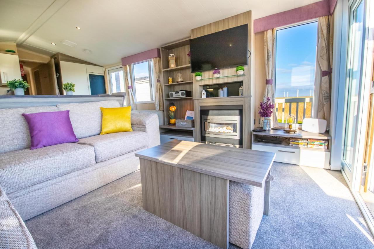 Sea 'N' Stars Platinum Plus Holiday Home With Views, Free Wifi And Netflix Camber المظهر الخارجي الصورة