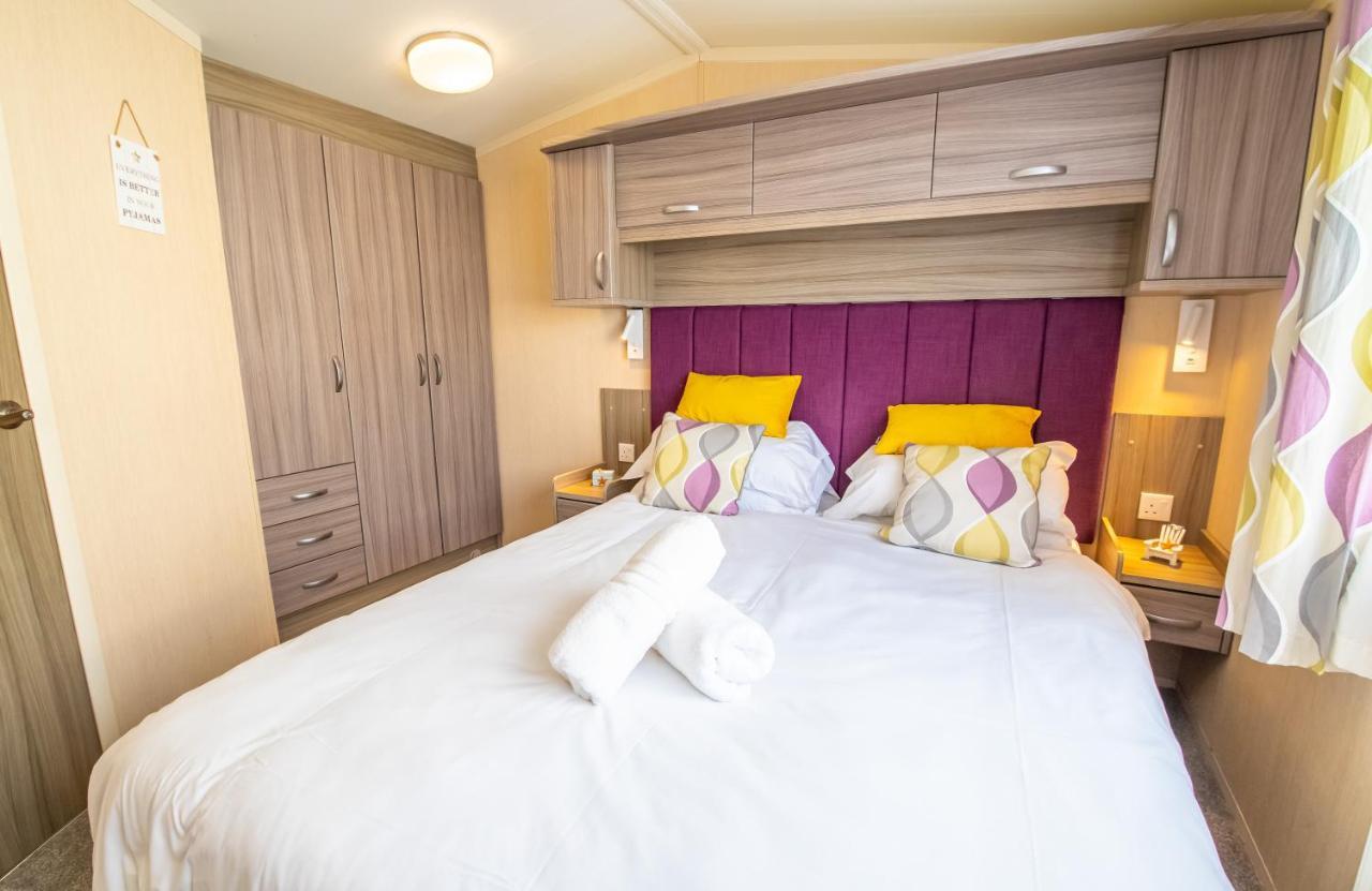 Sea 'N' Stars Platinum Plus Holiday Home With Views, Free Wifi And Netflix Camber المظهر الخارجي الصورة